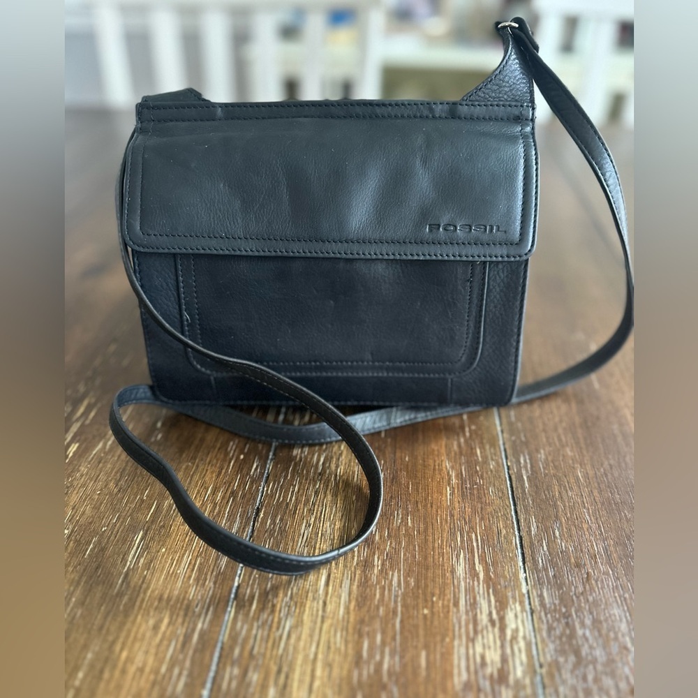 Fossil Y2K style organizer cross body bag